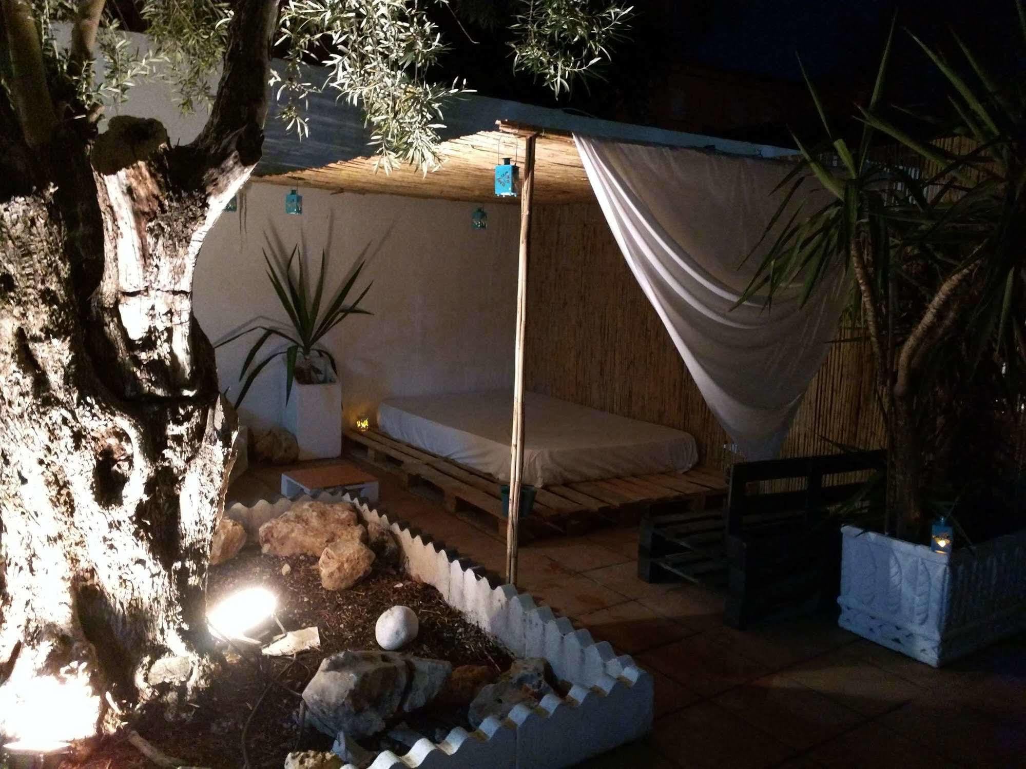 Nwt Paradise Urban Hostel Alicante Exterior foto